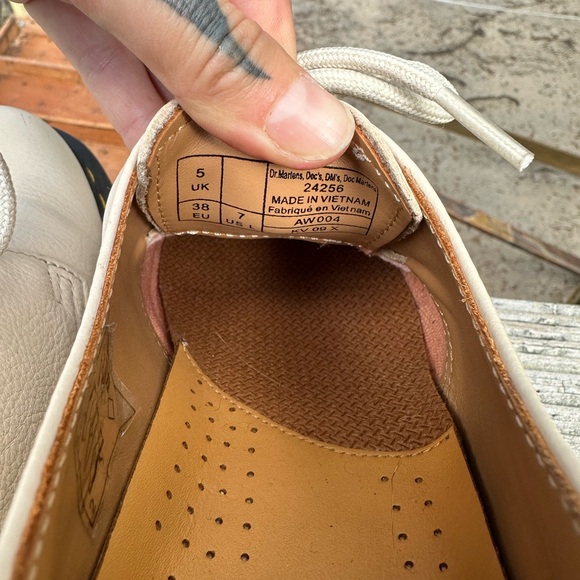 Dr Martin 24256 Beige Virginia oxfords - Picture 4 of 8